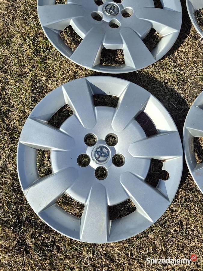 Kołpaki Toyota 16 Avensis 42602CA020 MCKECHNIE Kołpaki mazowieckie sprzedam