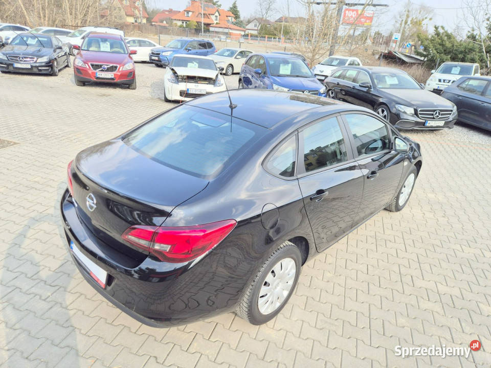 Opel Astra Salon Polska Bezwypadkowy J 20092019 światła do jazdy dziennej mazowieckie Konstancin-Jeziorna sprzedam