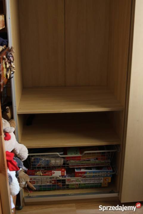 Szafa z drzwiami przesuwnymi Kraków