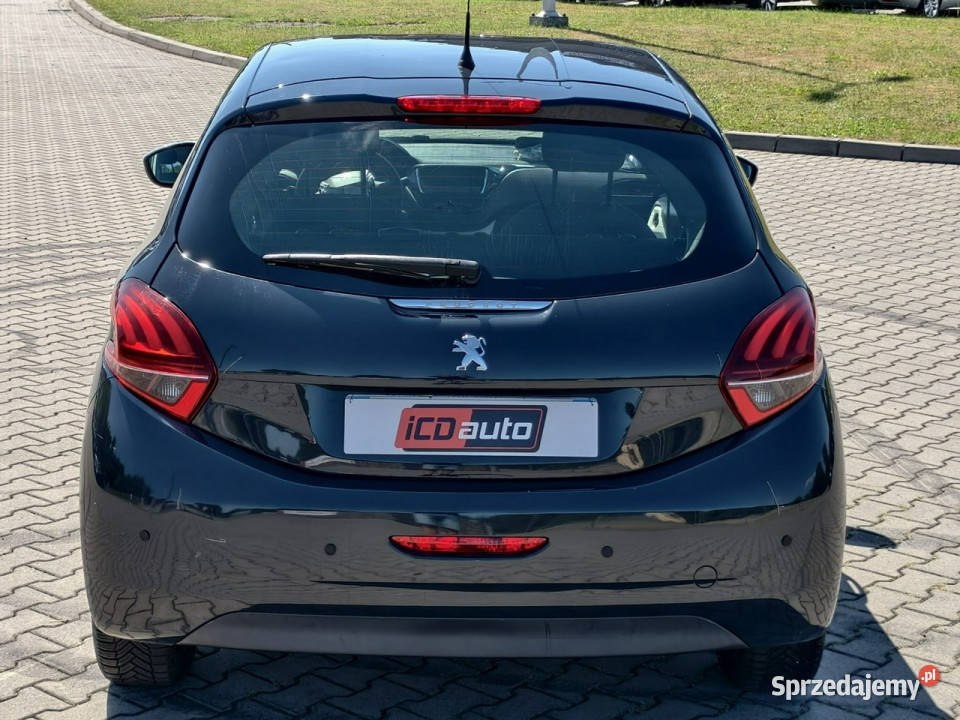 Peugeot 208 12 benzyna 82 klimatyzacja Kęty sprzedam