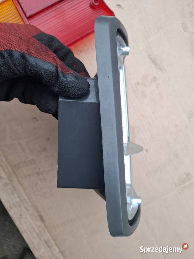 Lampa tył tylna Fiat 126p Maluch EL Strzelce Opolskie