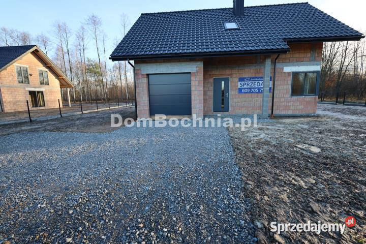 sprzedaży domu wolnostojącego Dąbrówka 1245m2 stan surowy zamknięty