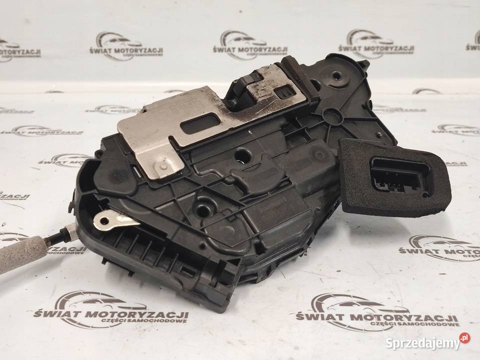 VOLKSWAGEN CADDY IV 22r zamek drzwi lewy przód osobowe sprzedam