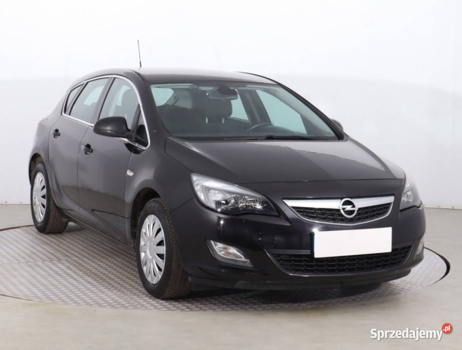 Opel Astra 14 T czarny Piaseczno