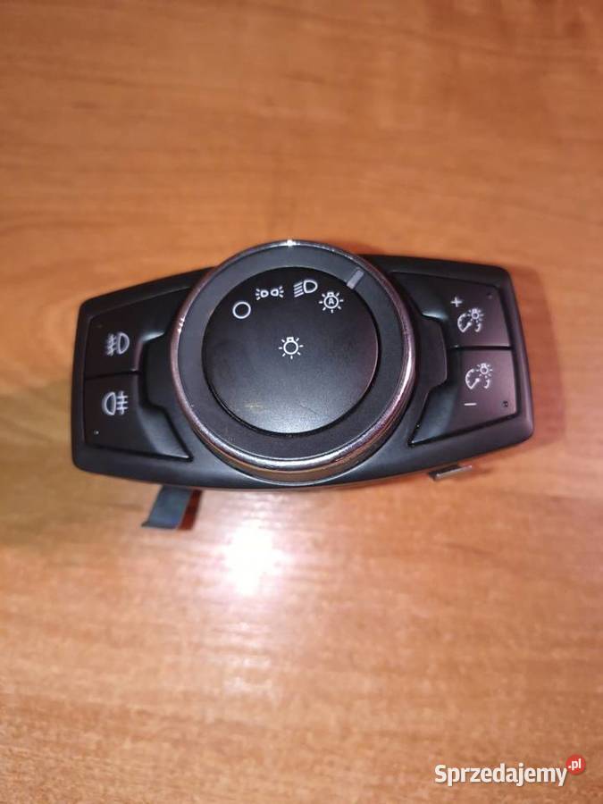 Przełącznik włącznik świateł Ford Focus MK3 Strzałków sprzedam
