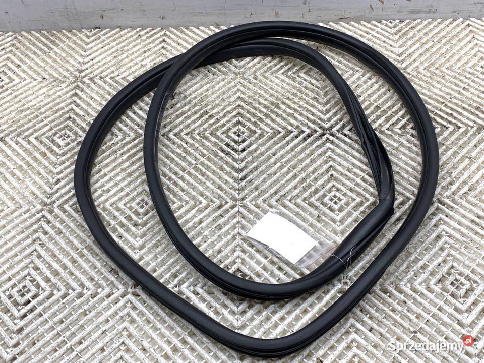 USZCZELKA DRZWI PRZÓD PRAWA JEEP GRAND CHEROKEE sprzedam