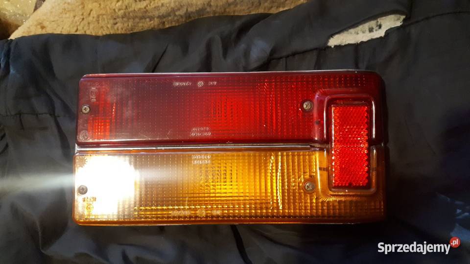 Lampa tyl tylnia fiat 125p klamki nowe lewa Piaseczno