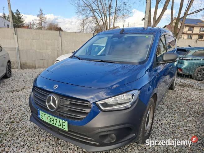 MERCEDESBENZ ECITAN 2024 EE 122 2183km