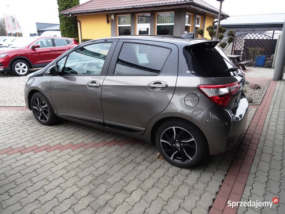 TOYOTA YARIS SELECTION Samochody osobowe Goleniów