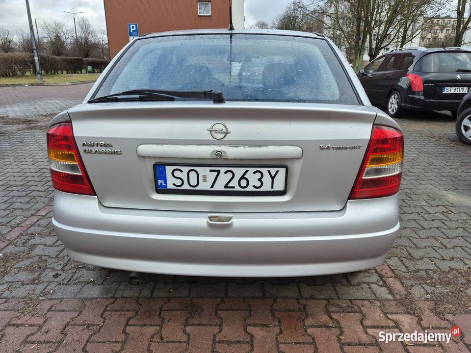 Opel Astra G 14 benzyna Hatchback Rok produkcji 2005 Astra śląskie Sosnowiec