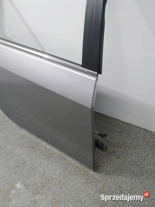 DRZWI PRAWE TYŁ SEDAN E16 E17 E18 LIFT Toyota