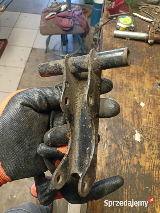 Mocowanie silnika wsk 125 wfm B1