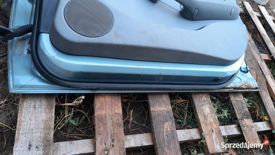 drzwi prawe kompletne BMW e46 kombi lak 4426 dolnośląskie