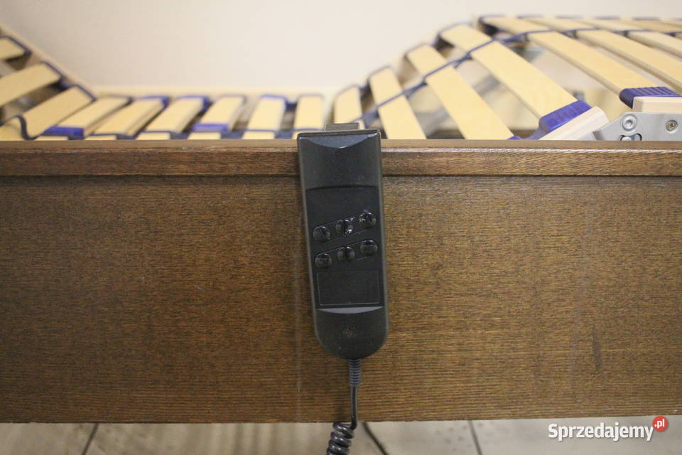 Łóżko elektryczne starszych osób rama DĘBOWA