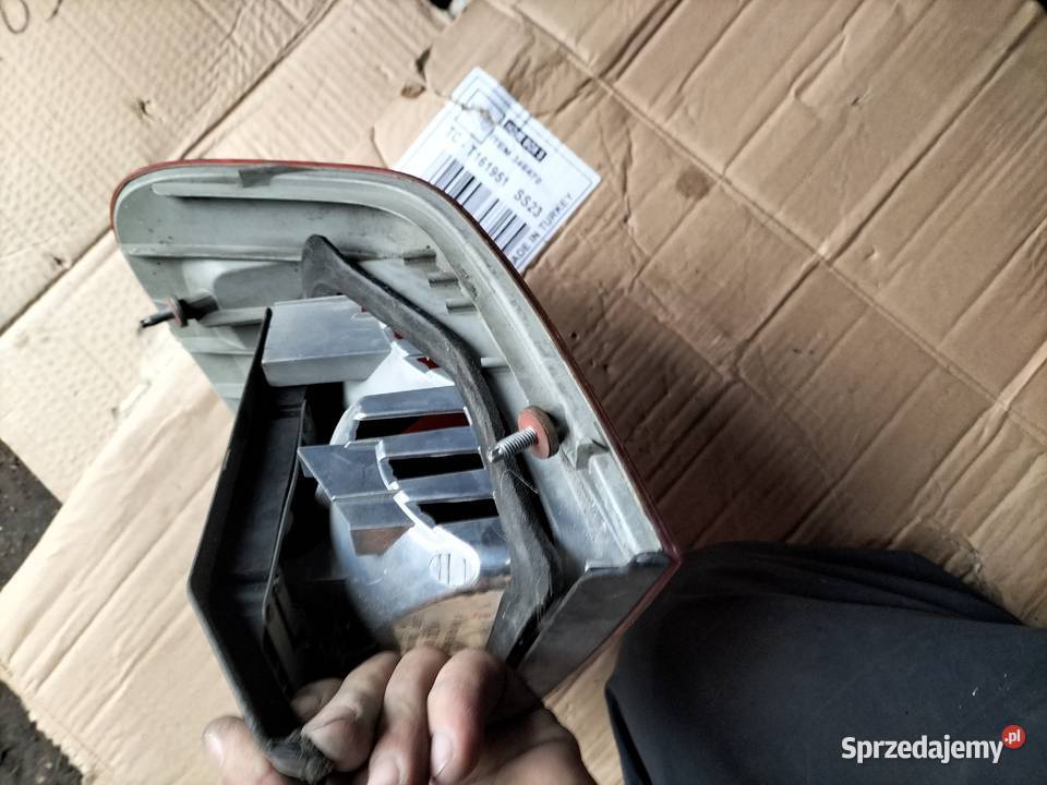 LAMPA TYŁ TYLNA LEWA Bmw 3 e46 lubelskie Kamień-Kolonia