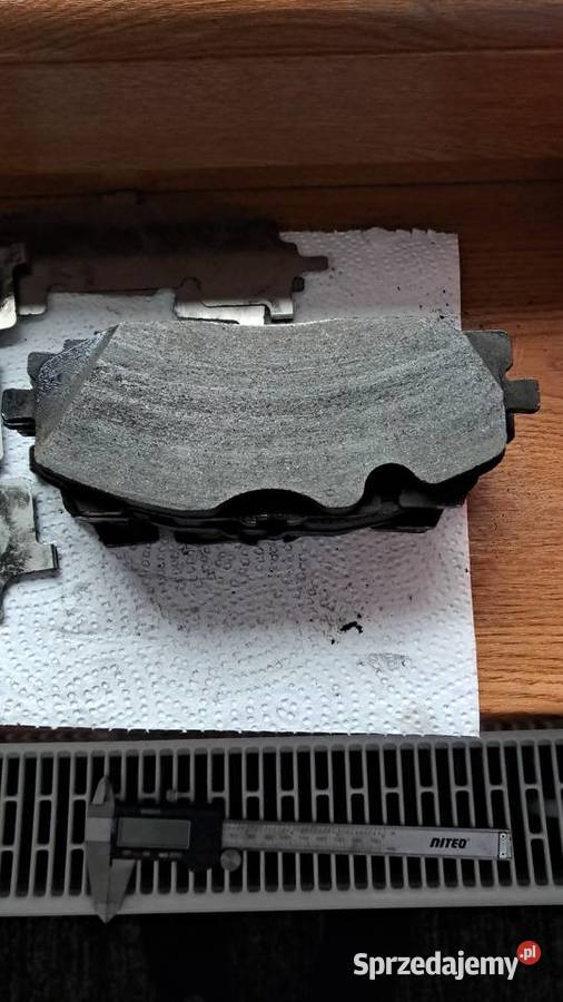Akebono 370mm klocki przód audi osobowe