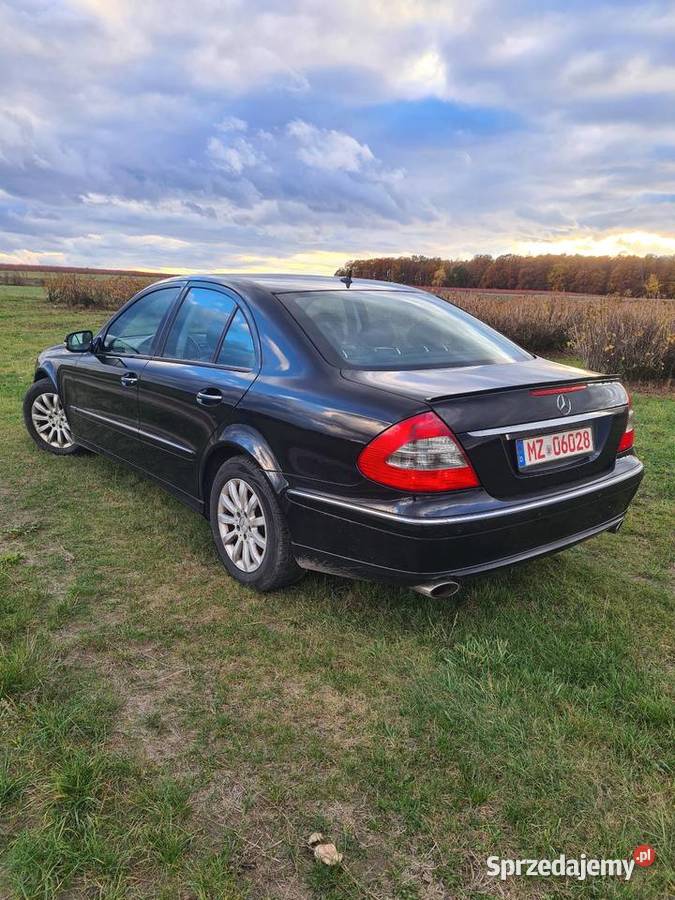 Piękny w211 z najlepszym silnikiem świętokrzyskie Ostrowiec Świętokrzyski