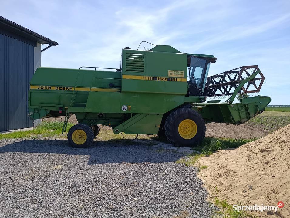 Kombajn zbożowy John Deere 1052 1166