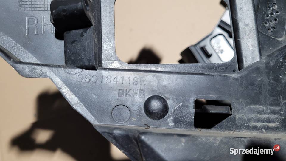 RENAULT MEGANE 4 LEWY PRAWY ŚLIZG ZDERZAKA PRZÓD śląskie Ruda Śląska
