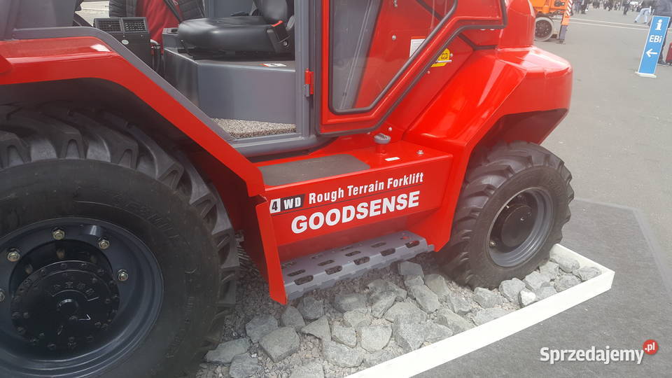 Terenowy wózek widłowy 4WD prześwit 350mm Elbląg