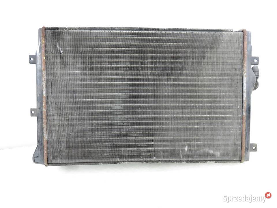 CHŁODNICA WODY AUDI A3 8P1 20 TDI PD 16V 140