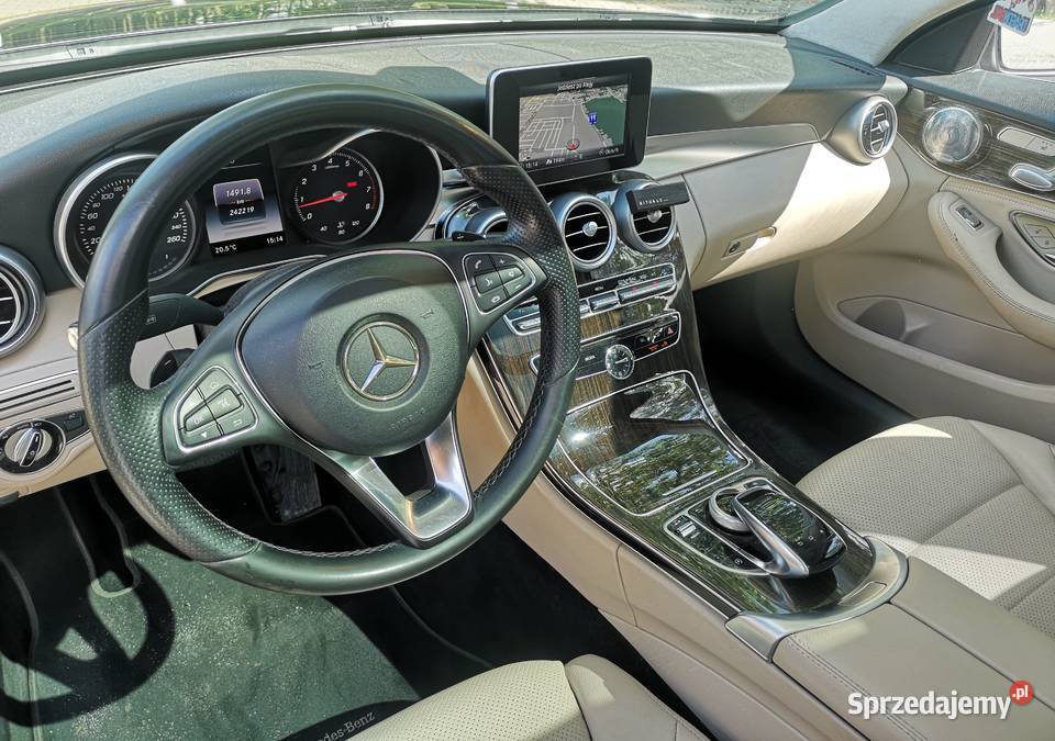 Piękne W205 C300 Łódź