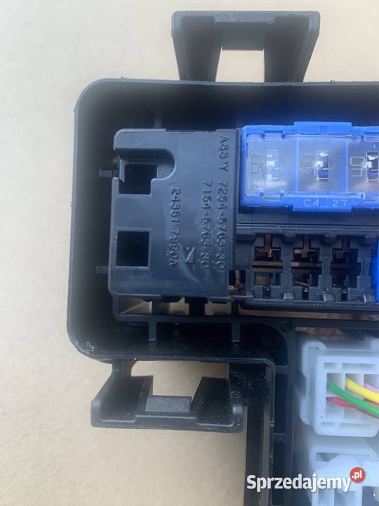 Renault Koleos 2 II lift skrzynka bezpieczników wyposażenie elektryczne zachodniopomorskie Szczecin sprzedam