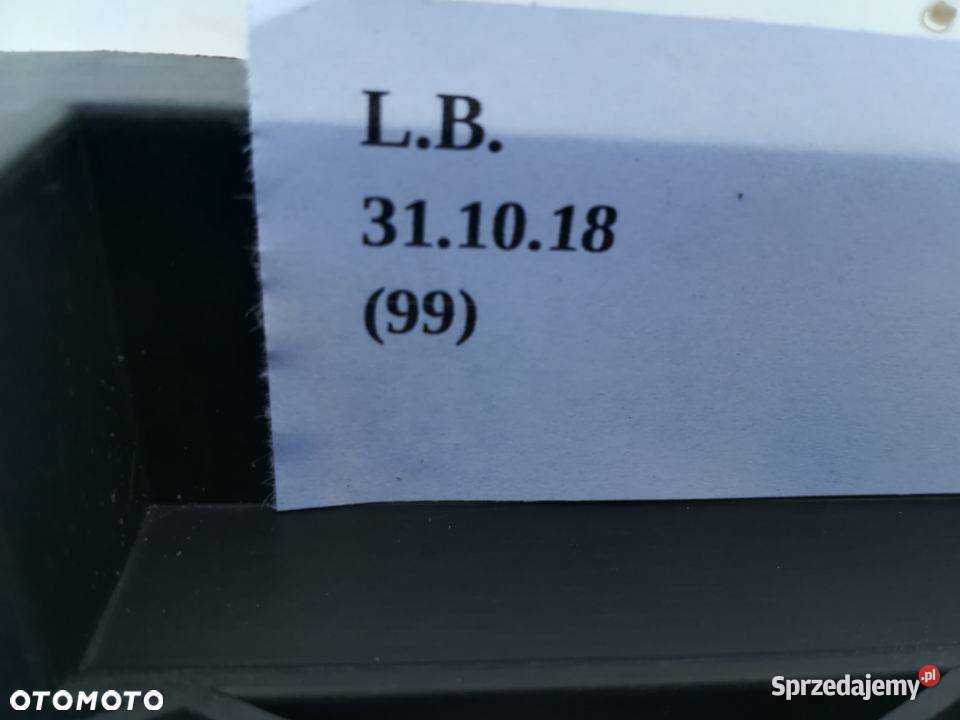 ŚLIZG ZDERZAKA ŚRODKOWY TYŁ VW PASSAT CC Karoseria Nowy Tomyśl