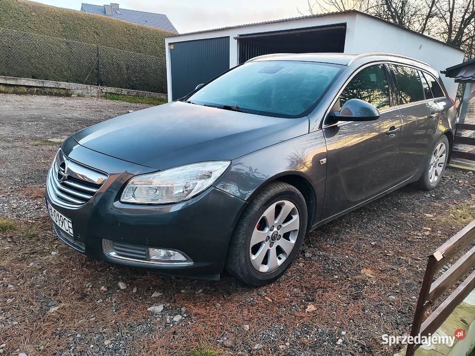Opel Insignia A 2011 16turbo gaz Cosmo hak navi Przeginia