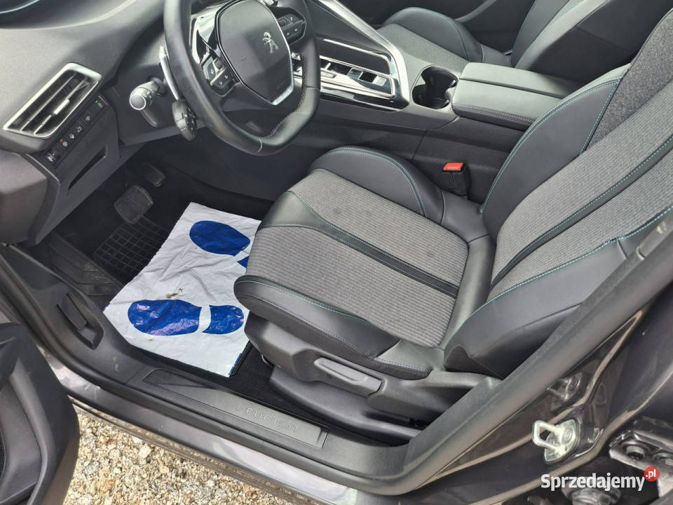 Peugeot 3008 II 2016 SUV Komorniki