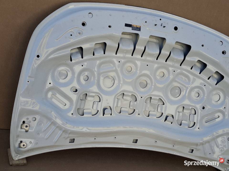 MERCEDES BKLASA W247 MASKA POKRYWA SILNIKA Kargowa