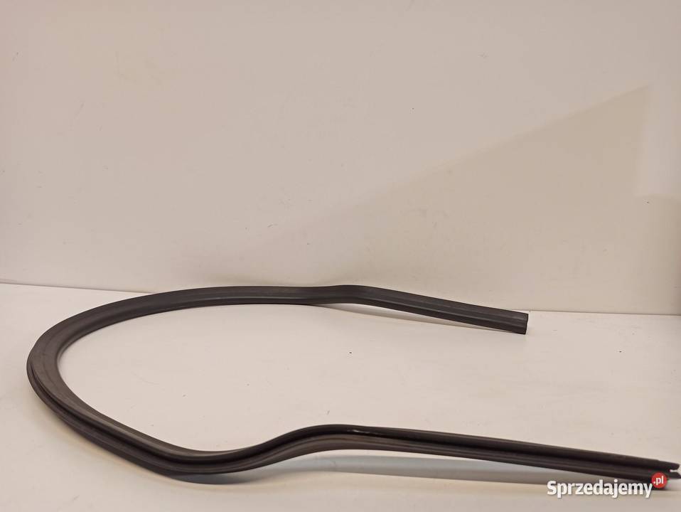 SEAT ARONA USZCZELKA PODSZYBIA 6F0823723