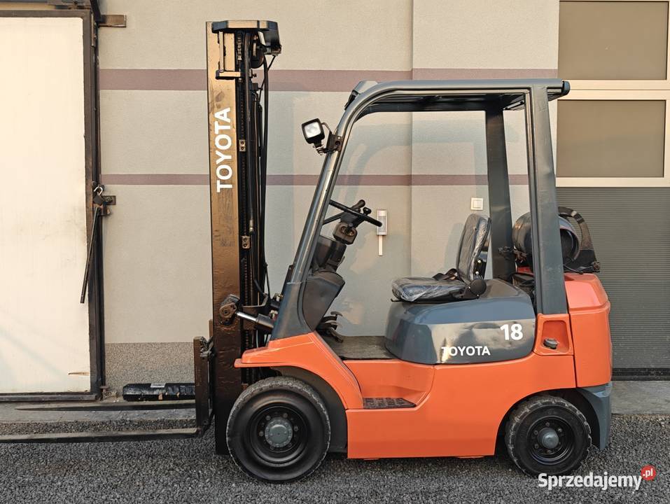 Wózek Toyota BT FGF18 18T Triplex 52M Wolny Skok Toyota świętokrzyskie Sandomierz