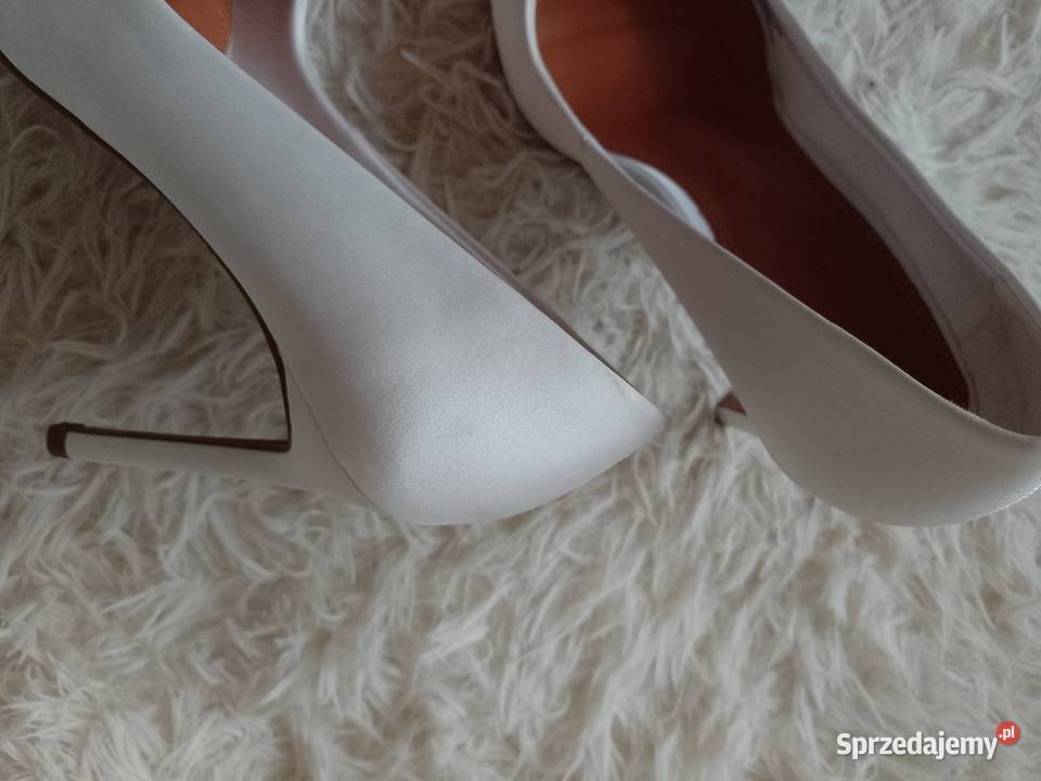 40 ASOS Design Białe czółenka Szpilki z Londynu Kraków sprzedam