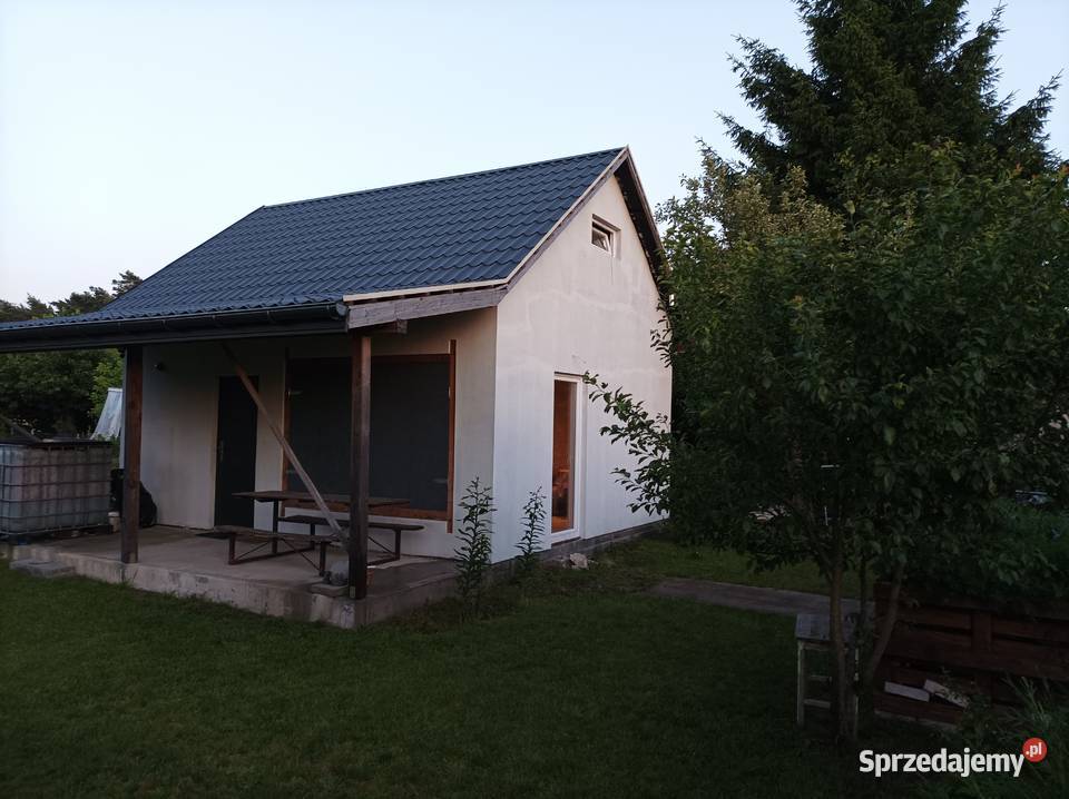 Domek letniskowy na działce ROD ŻYCHLIN Konin