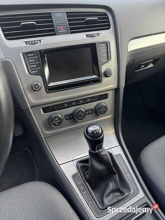 Sprzedam VW Golf 7 ComfortLine Blue Motion isofix podlaskie Szepietowo-Wawrzyńce