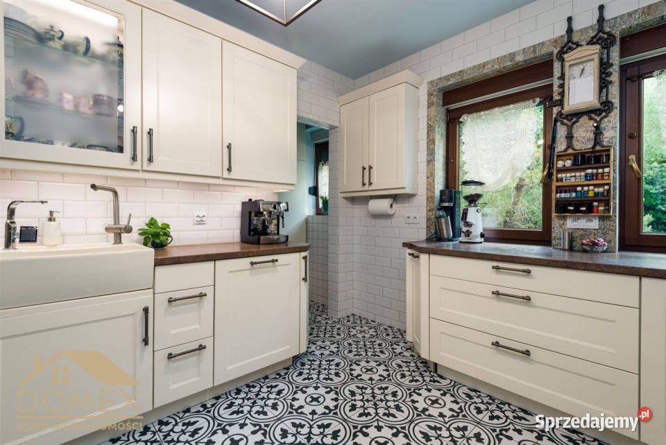 Dom wolnostojący 242m2 Rogów