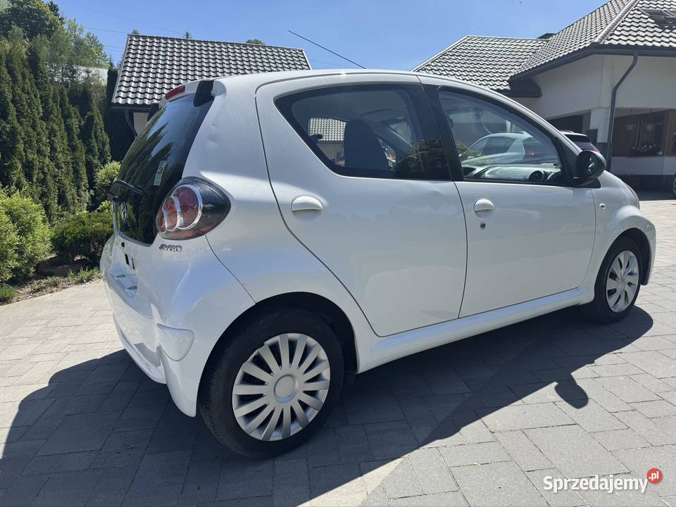 Toyota Aygo Rok produkcji 2013 podkarpackie Przysietnica