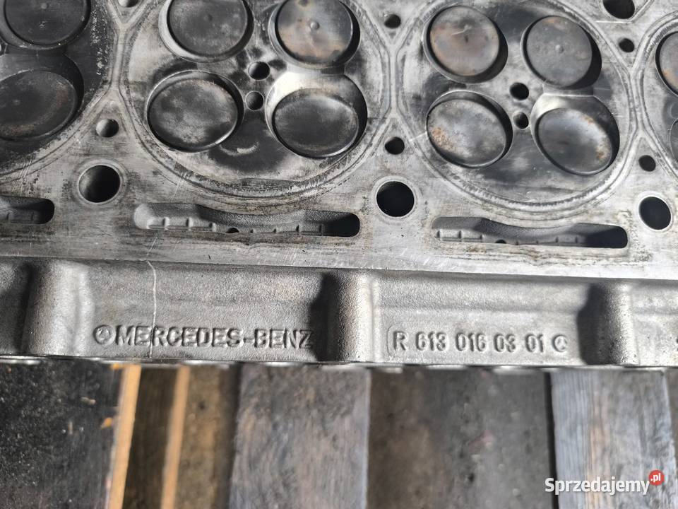 Głowica silnika Mercedes 210 220 R 6130160302 Gródek