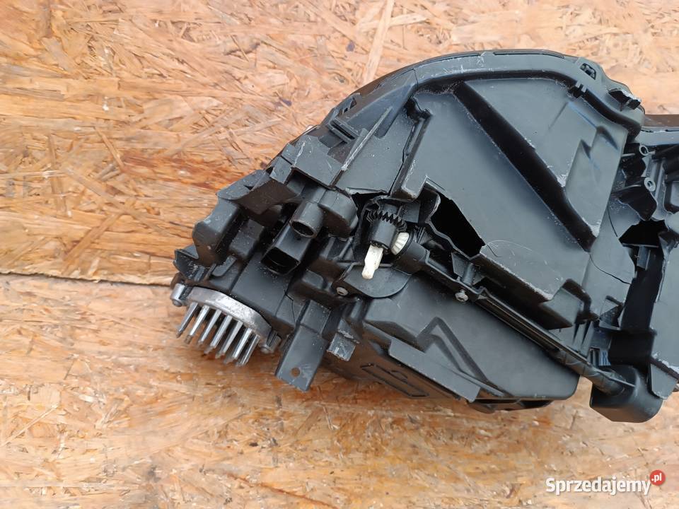 LAMPA PRAWY PRZÓD EU LED 31468901 VOLVO V90 S90 Nowy Tomyśl