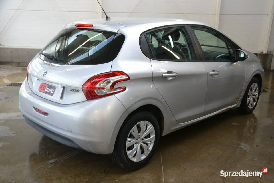 Peugeot 208 12 benzyna 82 klimatyzacja tablet Kęty
