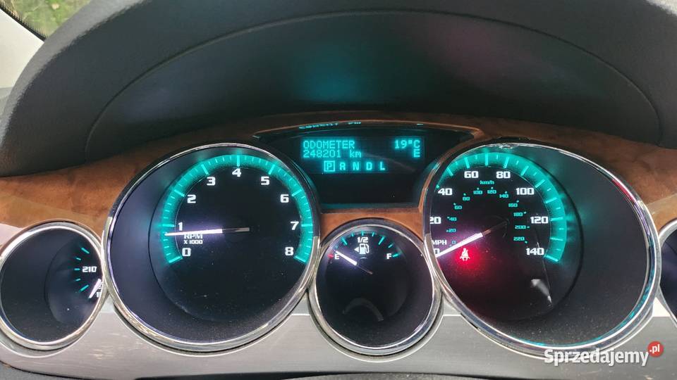 Buick Enclave 36 V6 Automat 2012 4x4 6 osobowy reflektory ksenonowe Enclave