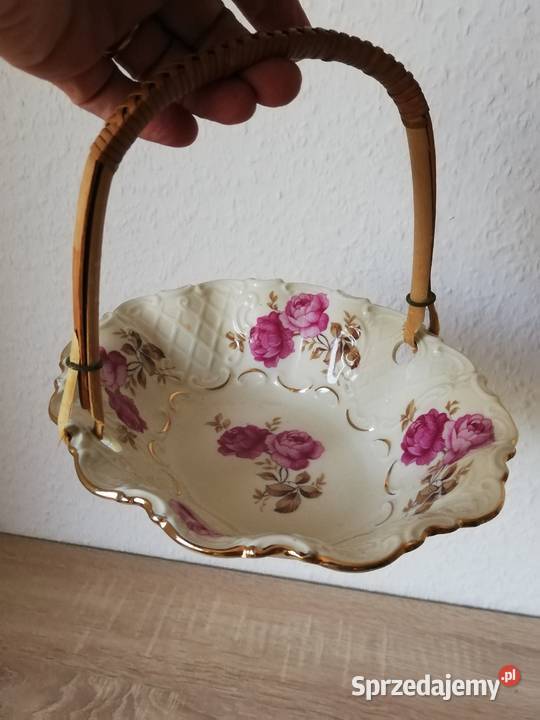 Porcelanowy koszyczek w róże małopolskie Ropa