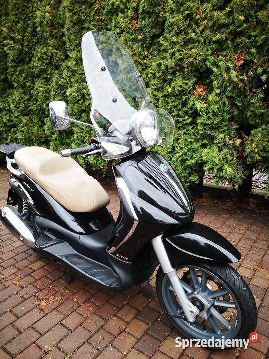 PIAGGIO BEVERLY TOURER 300ie 2010r czarny Piła