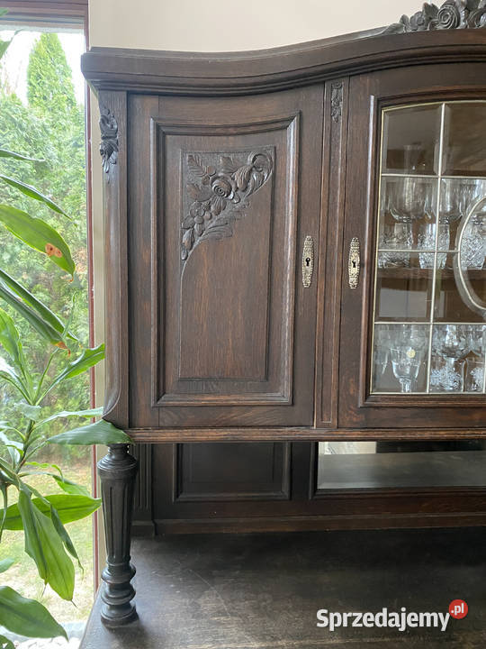 Cudowny kredens antyczny Wrocław