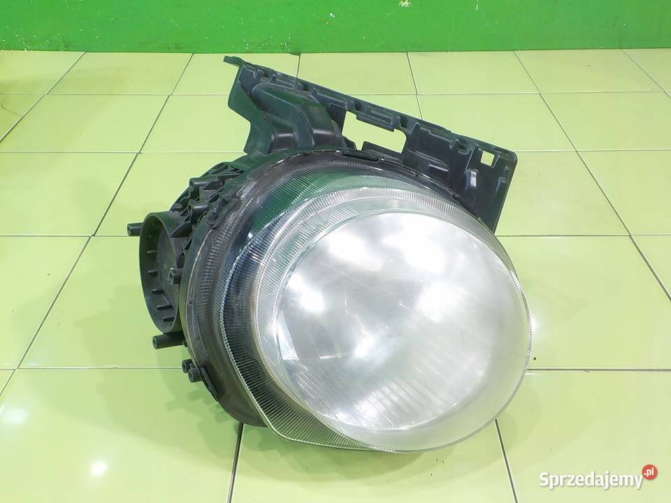 NISSAN JUKE F15 I 16B 10r 5D lampa prawa przod Suków
