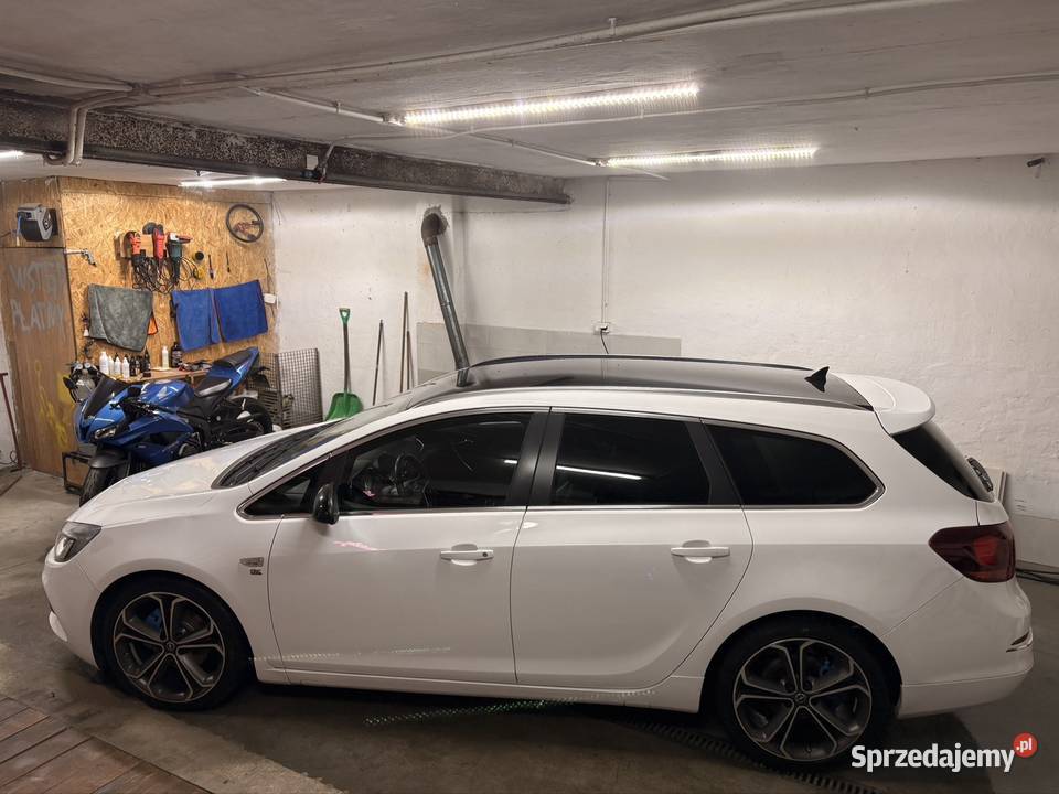 Opel Astra j Opc line Zamiana isofix Kurzętnik