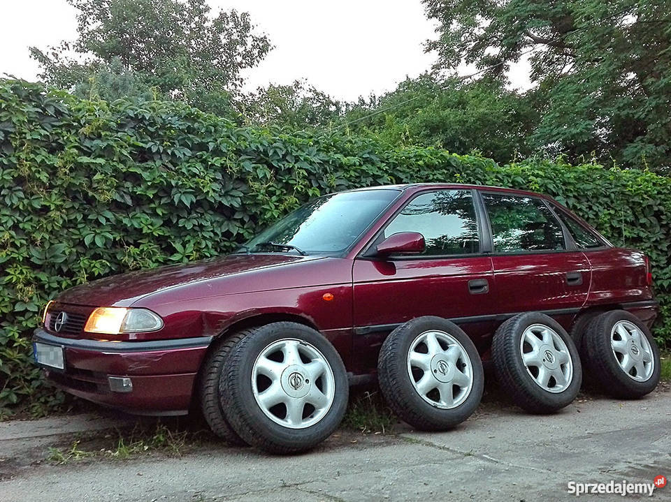 OPEL ASTRA 1997 16 16V 2001 w rodzinie Dobra Komorów sprzedam