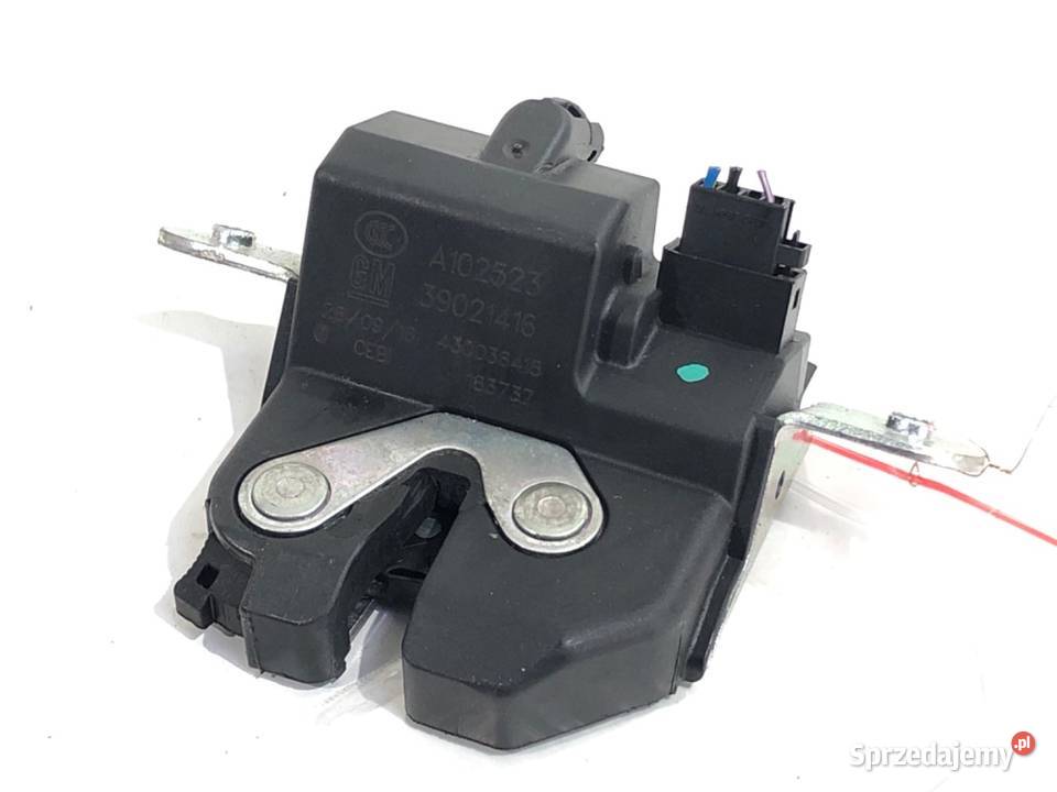 ZAMEK KLAPY TYŁ OPEL ASTRA K Inny 39021416