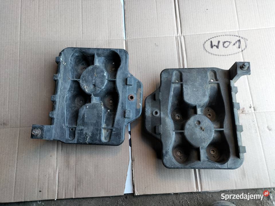 AUDI A38L A3 8L GOLF 4 PODSTAWA AKUMULATORA Pozostałe Kamień-Kolonia sprzedam